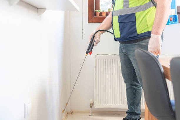 Best Cockroach Control Services  in Fayette, MO